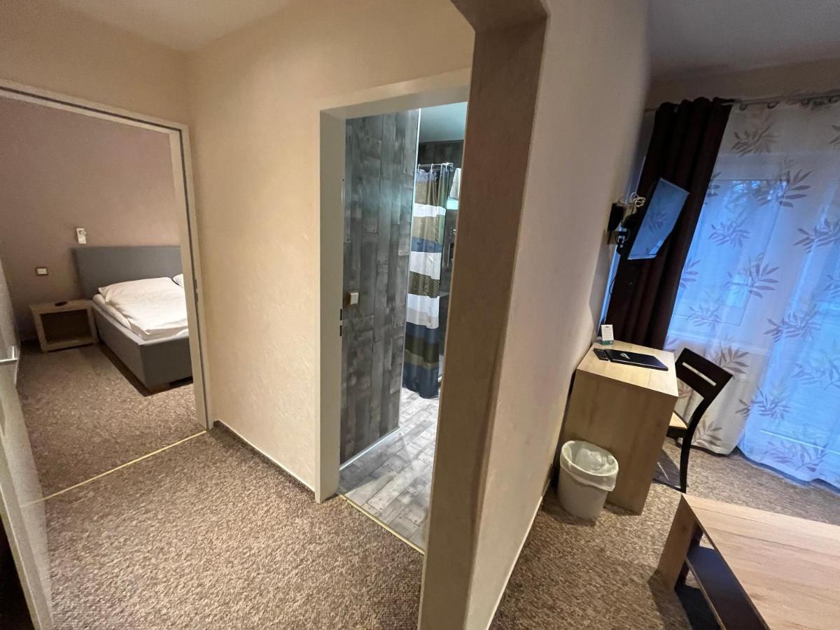 Hotel Aquarius Braunschweig Bagian luar foto