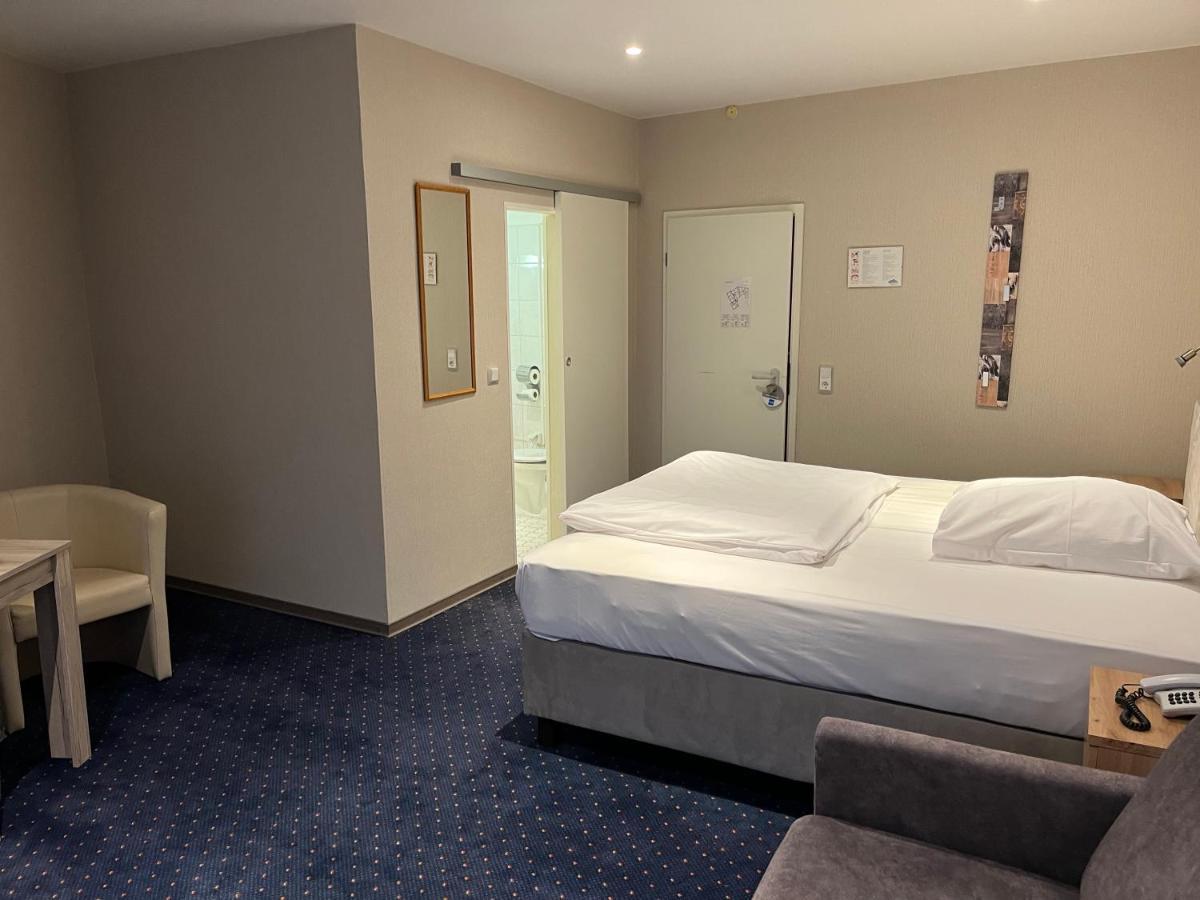 Hotel Aquarius Braunschweig Bagian luar foto