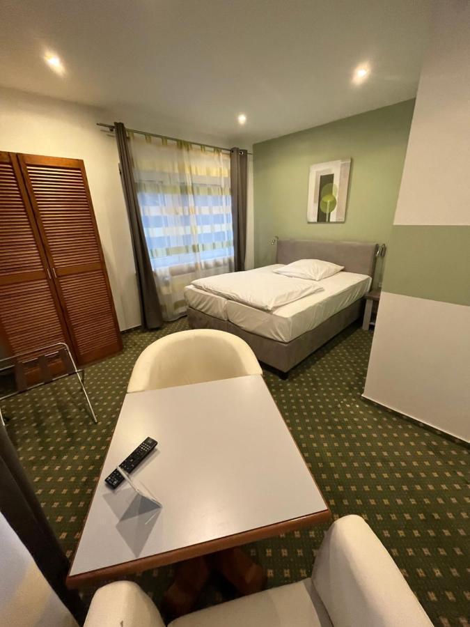Hotel Aquarius Braunschweig Bagian luar foto