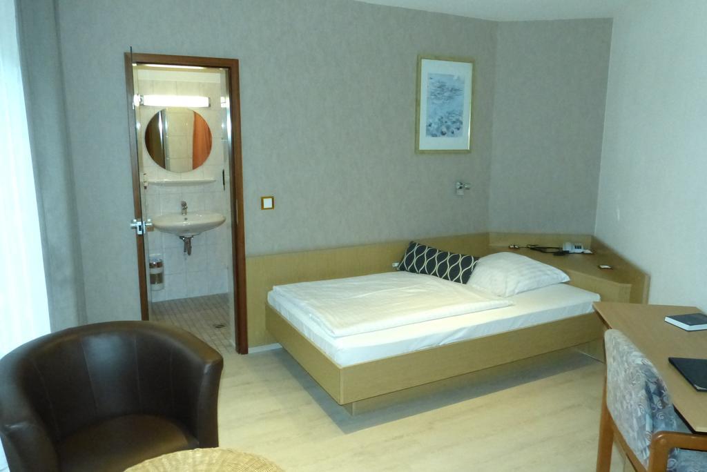 Hotel Aquarius Braunschweig Bagian luar foto